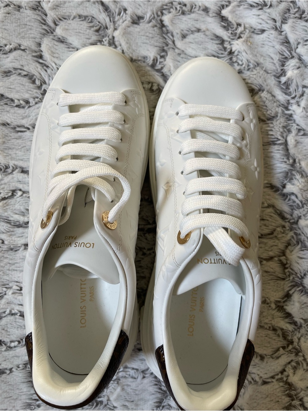 Louis Vuitton White Leather Monogram Low-Top Sneakers with Gold Eyelets